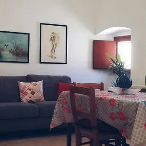 https://palazzo-manfredi-37.barihotels.org